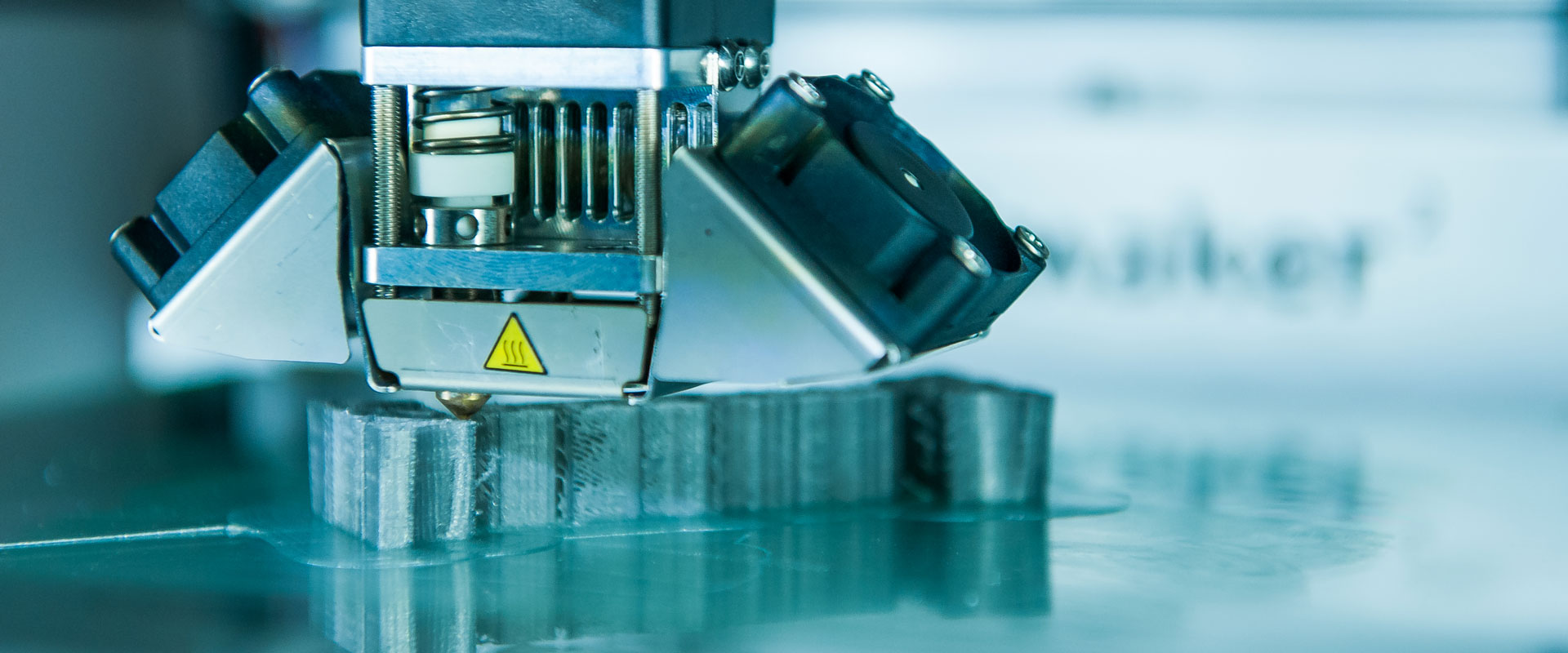 3D printing machine prints precisely